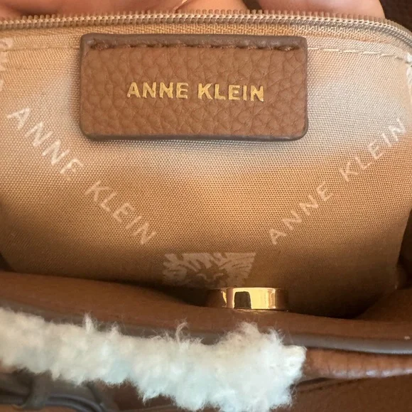 ANN KLINE SATCHEL/CROSSBODY - Picture 3 of 10